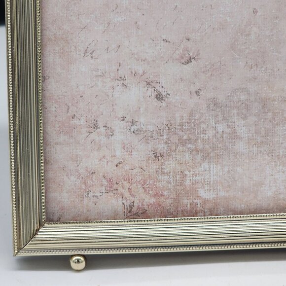 Vintage Gold Tone Metal Ornate Picture Frame Ribbed Design Ball Feet 8x10 - Picture 6 of 11